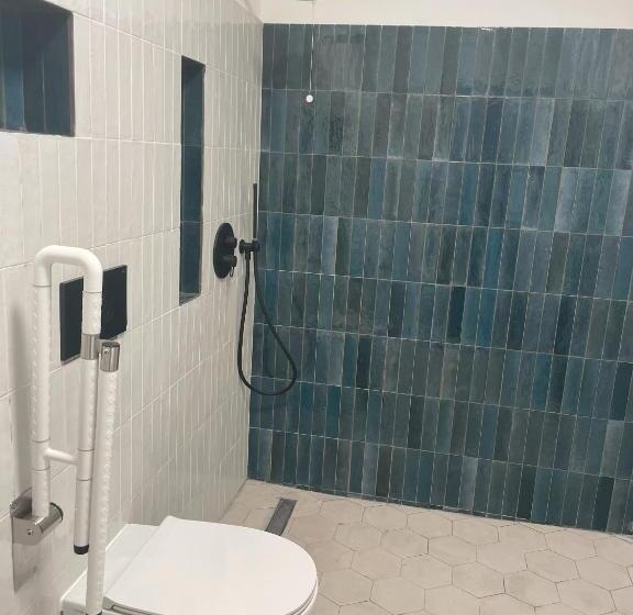 اتاق استاندارد سه نفره, Casali Hostel