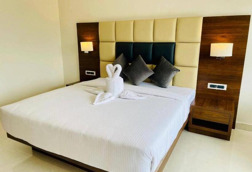 חדר דלוקס, Mastiff Grand Dharwad