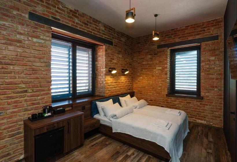 غرفة قياسية, Palmira