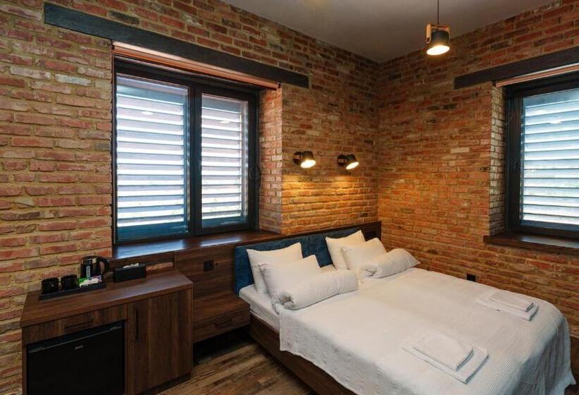 غرفة قياسية, Palmira