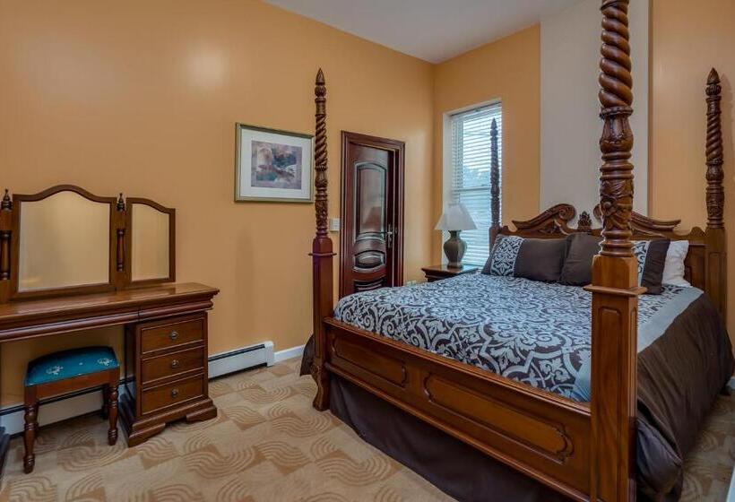 חדר דלוקס, The Roxy Cape Vincent