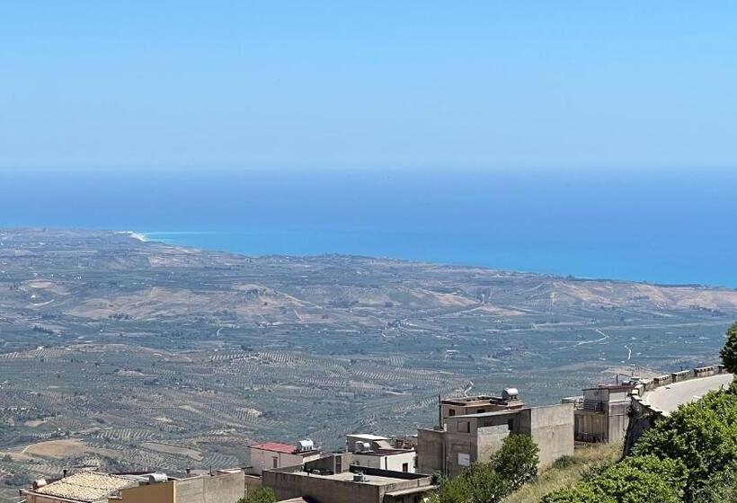 اتاق استاندارد سه نفره, Jenka
