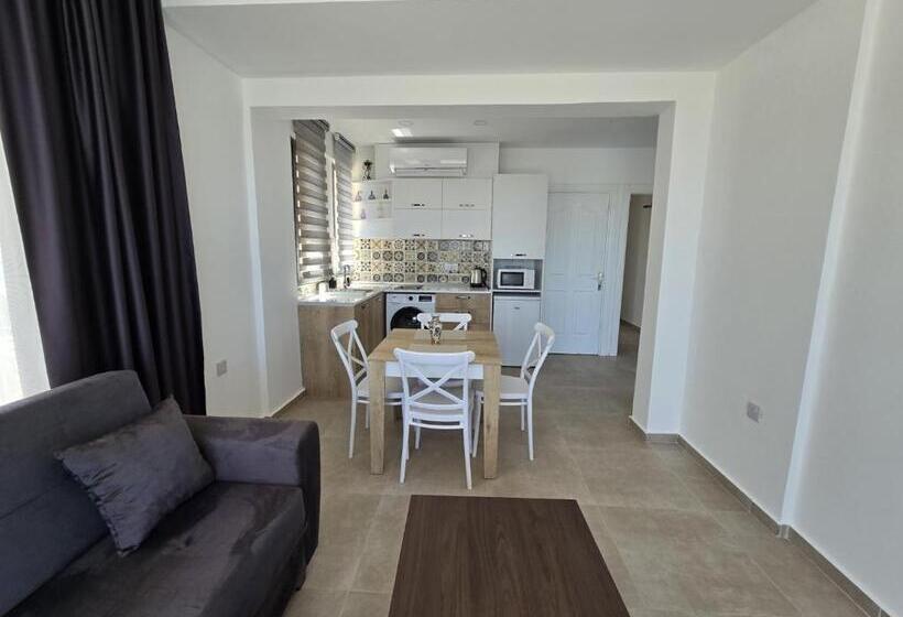 带海景标准四人间, Kyrenia Boutique Residance