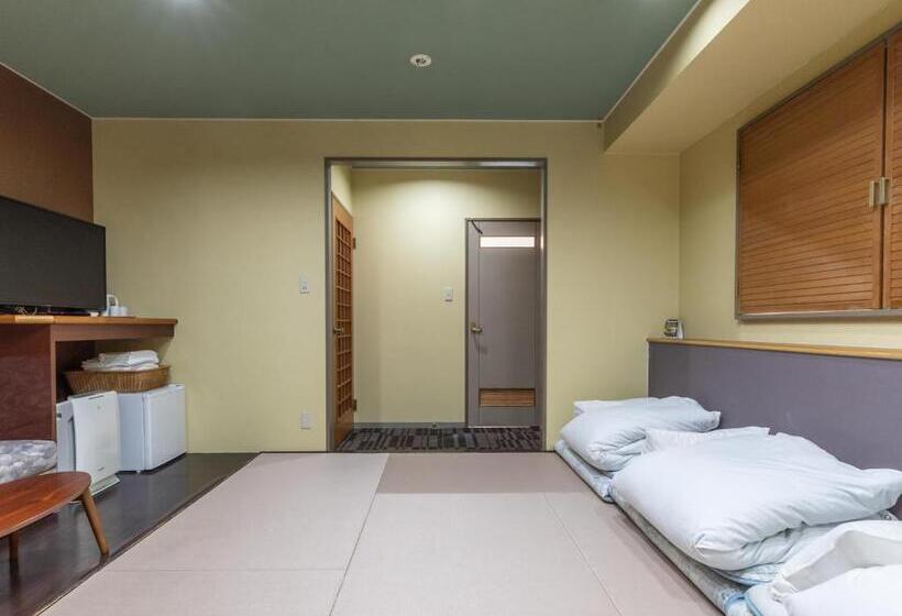 Четырехместный Номер Стандарт, Tabist City Hotel Patio