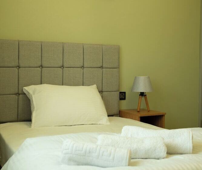 חדר סטנדרט יחיד, Zelle Airport Boutique