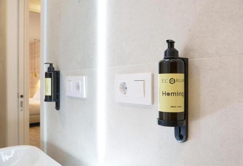 آپارتمان لوکس 2 خوابه, Casa Pizarro, By Homing U