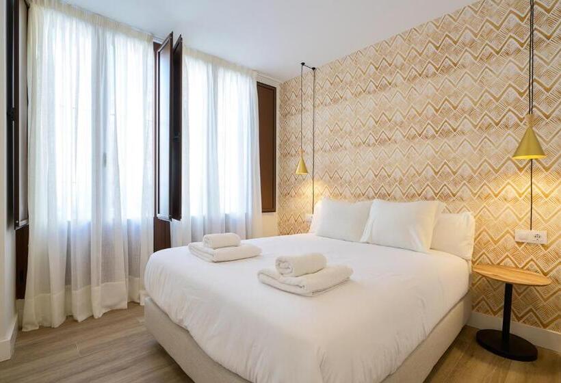 آپارتمان دلوکس 3 خوابه, Casa Pizarro, By Homing U