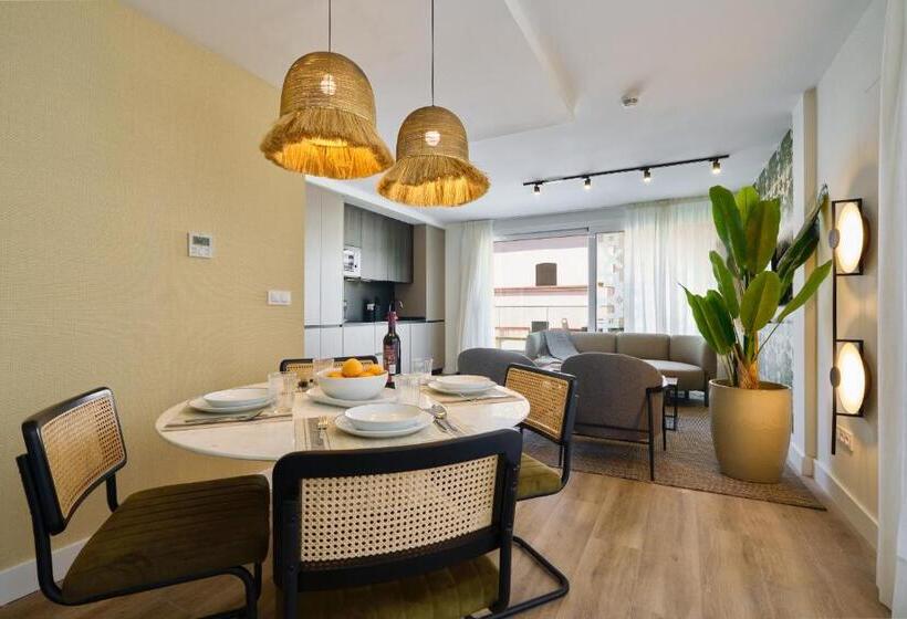 1 Bedroom Penthouse Apartment, Casa Pizarro, By Homing U