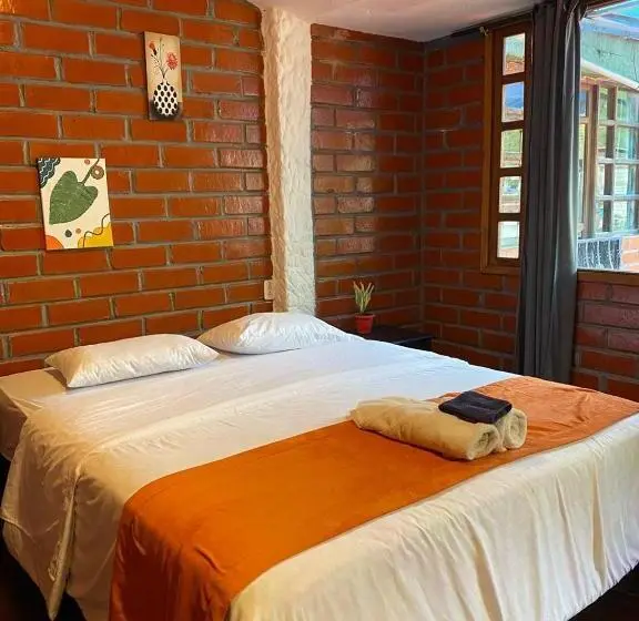 اتاق استاندارد با چشمانداز باغ, Garden House Hostal