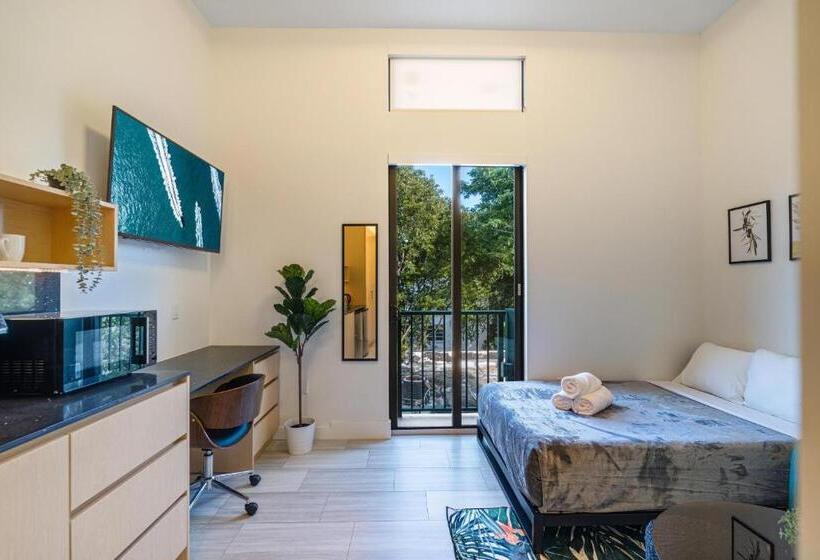 Студия Deluxe, Olive Apartments