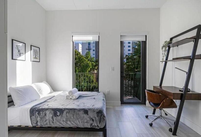 Cama em Quarto Compartilhado, Olive Apartments