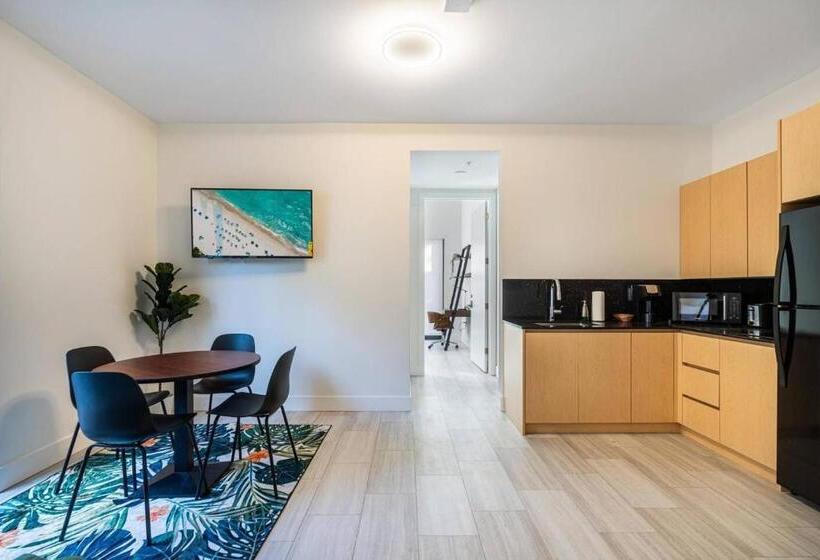 Кровать в Общей Комнате, Olive Apartments