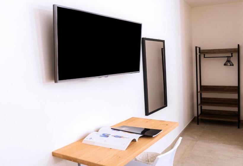 Трехместный Номер Deluxe, Art Boutique Rooms