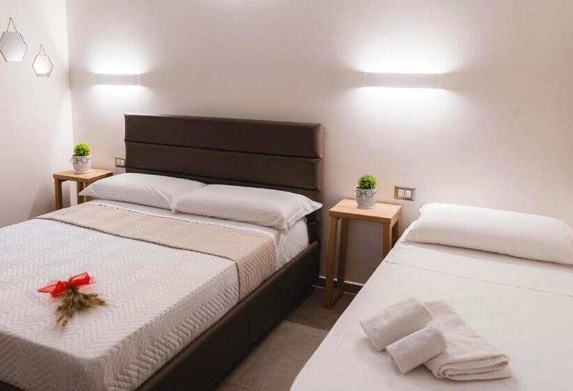 豪华三人间, Art Boutique Rooms