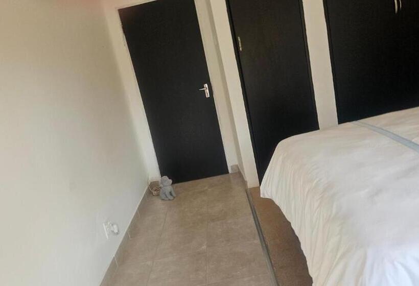 חדר סטנדרט נוף לגינה, Kwa Mimi Guesthouse