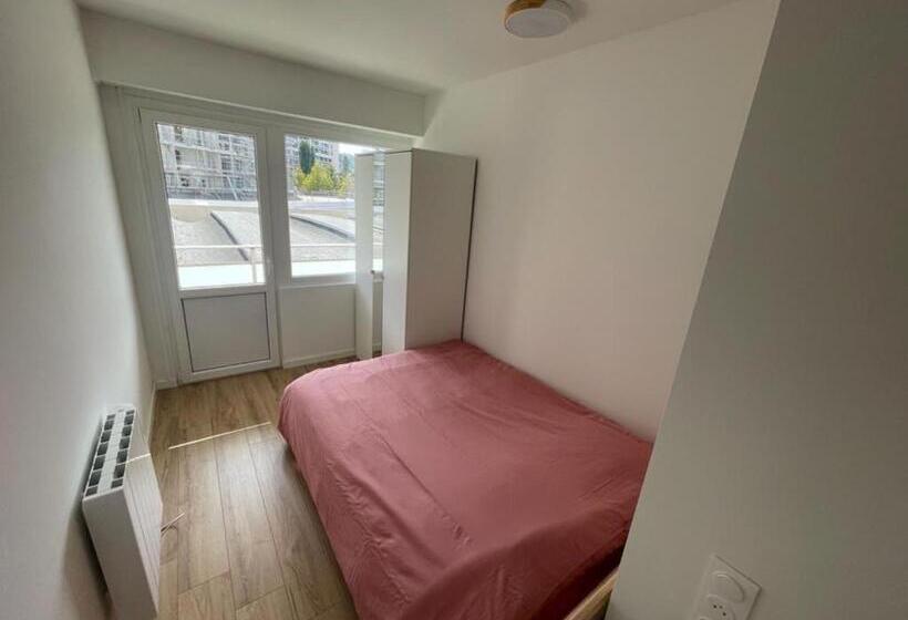 חדר סטנדרט עם מרפסת, M51 Marquer Chambre En Colocation Centre Ville