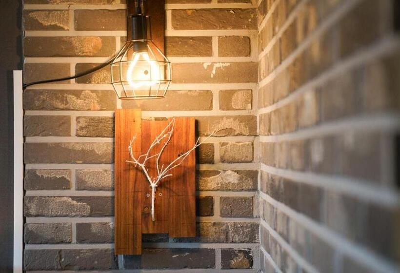 Camera Quadrupla Standard, Taean Haeyang Jungwon Pension