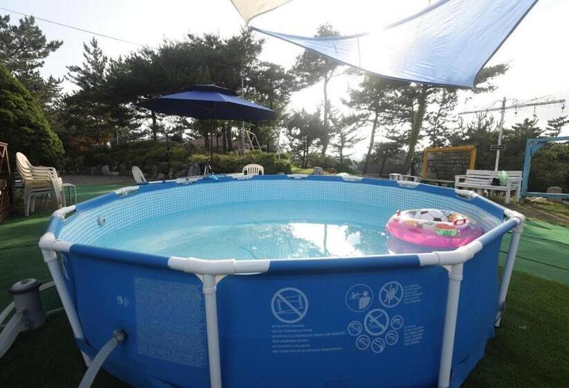 Camera Familiare, Taean Haeyang Jungwon Pension