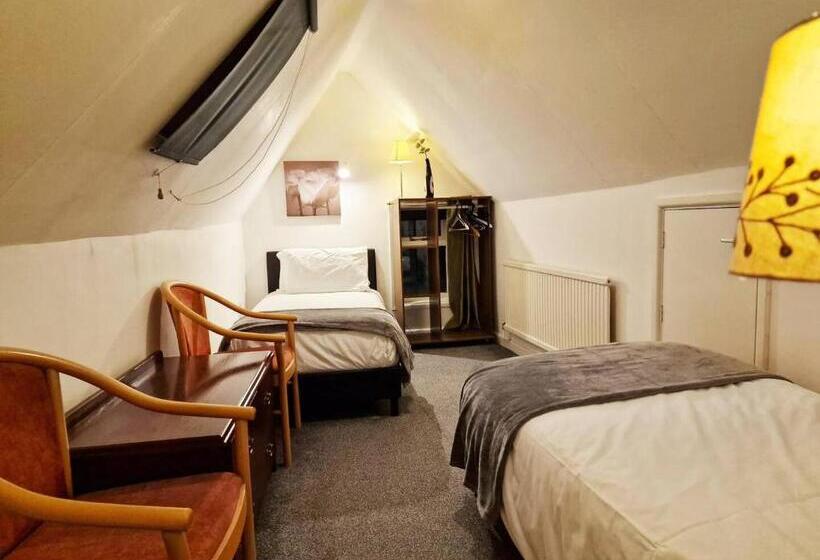 침실 1개 주택, Tradesmencontact Workers Inn