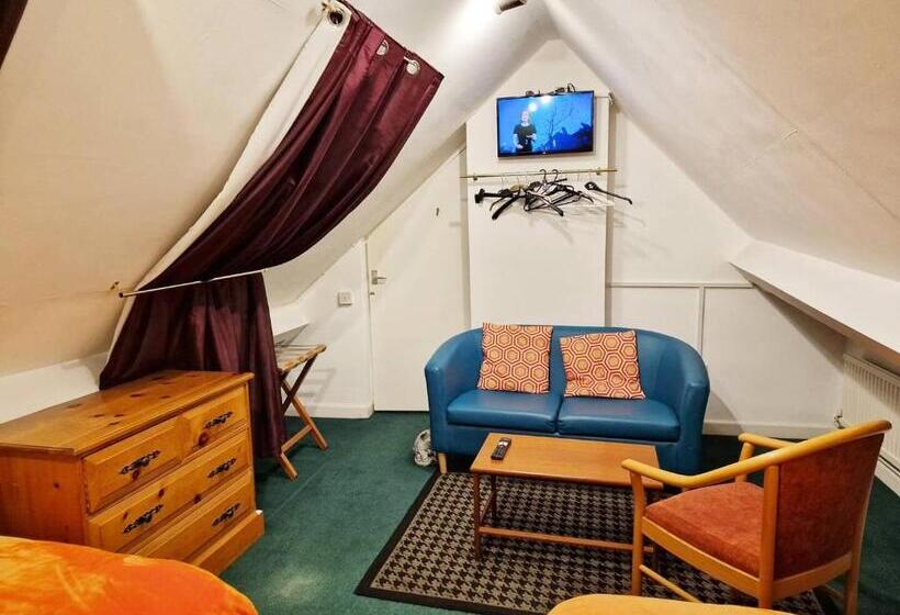 침실 1개 주택, Tradesmencontact Workers Inn