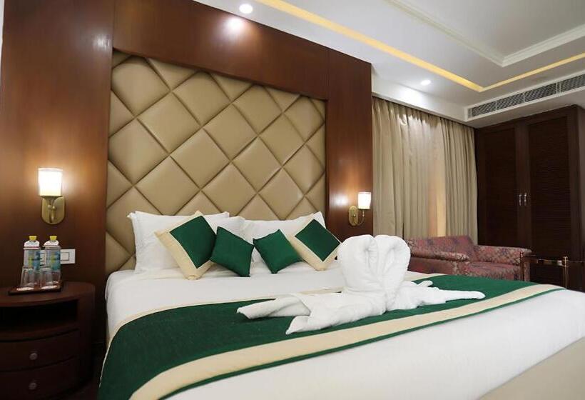 Президентский Люкс, Comfort Hotel Gms Grand