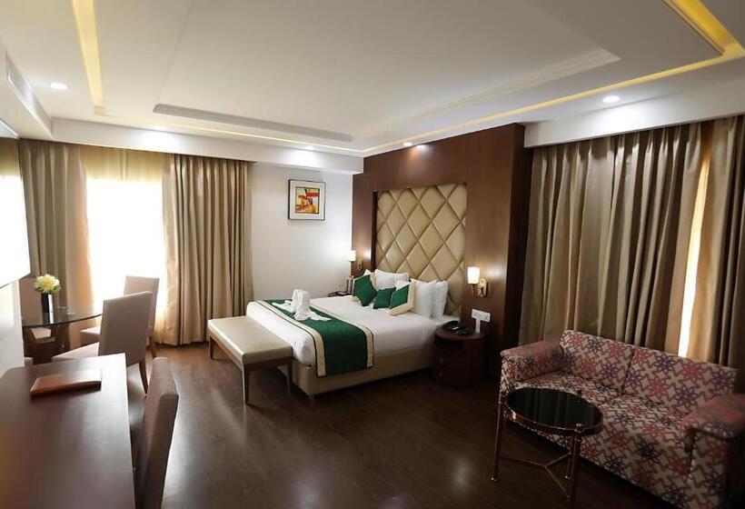 Президентский Люкс, Comfort Hotel Gms Grand