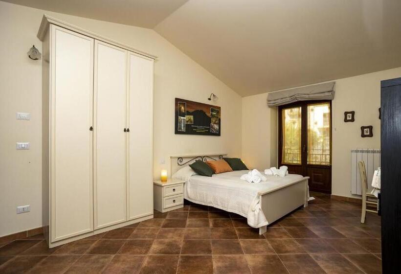 带3个卧室的高级公寓, La Carretteria