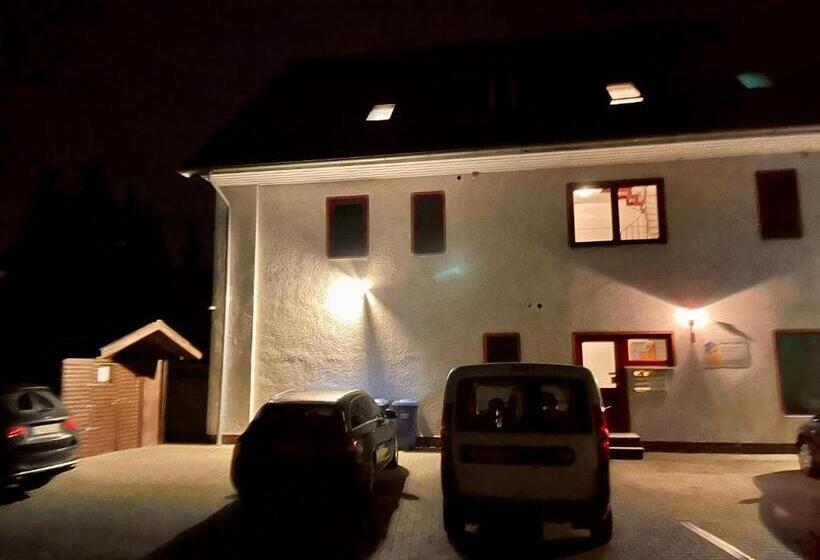 شقة غرفة واحدة, Apartment Haus Isenbüttel