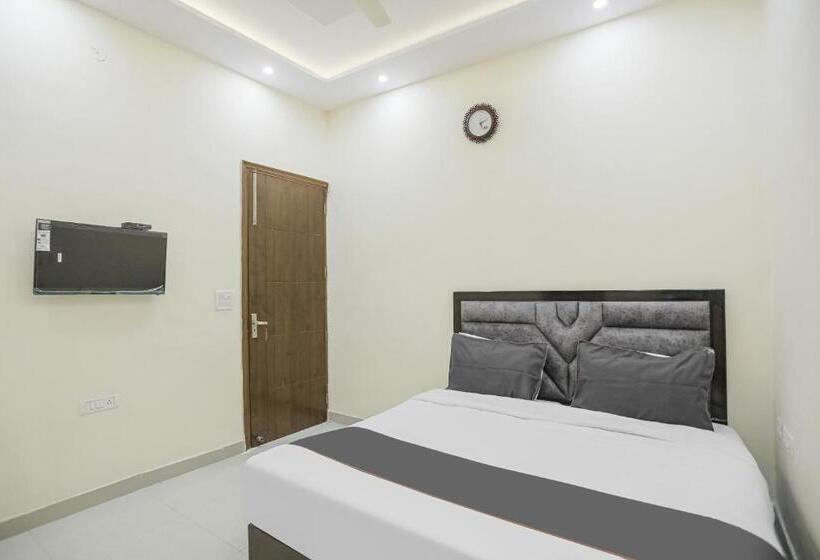 Трехместный Номер Классика, Oyo Hotel Veda Inn
