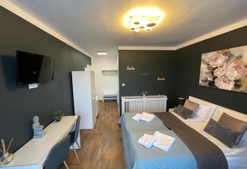 バルコニー付きスタンダードルーム, Vila Salzburg