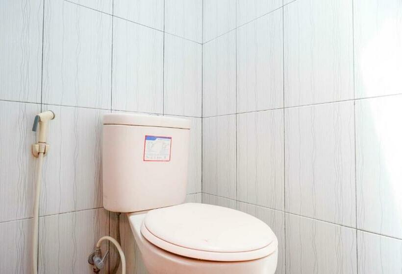 Номер Стандарт Индивидуальный Совместная Ванная, Koolkost Syariah Near Malioboro Area