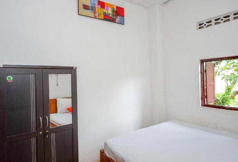 Номер Стандарт Совместная Ванная, Koolkost Syariah Near Malioboro Area