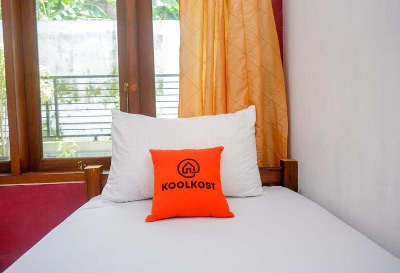 Номер Economy Индивидуальный, Koolkost Syariah Near Malioboro Area