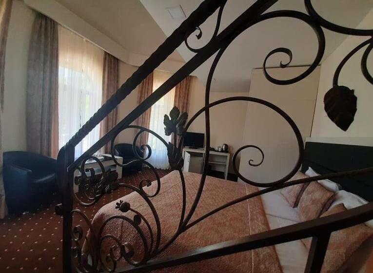 Четырехместный Номер Классик, Jermuk Verona Resort