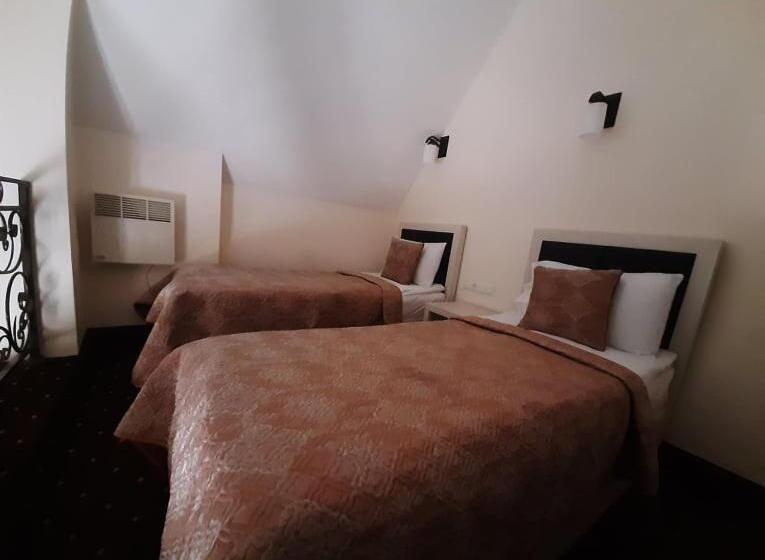 חדר קלאסי לארבעה, Jermuk Verona Resort