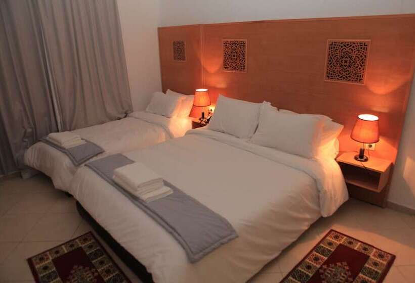 수피리어 트리플 룸, Miramar