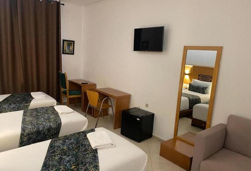 Triple Room Sea View, Miramar