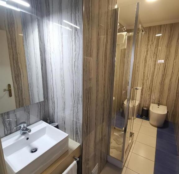 سوییت خانوادگی, Residencial Dora