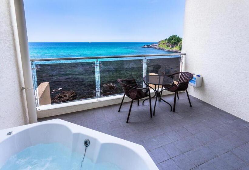 اتاق لوکس با چشم‌انداز دریا, Sea Stay