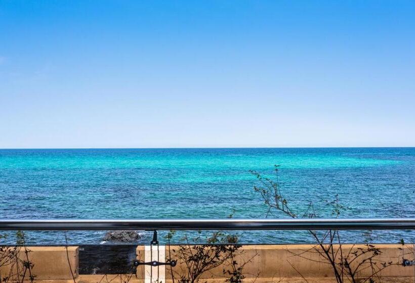 اتاق لوکس با چشم‌انداز دریا, Sea Stay