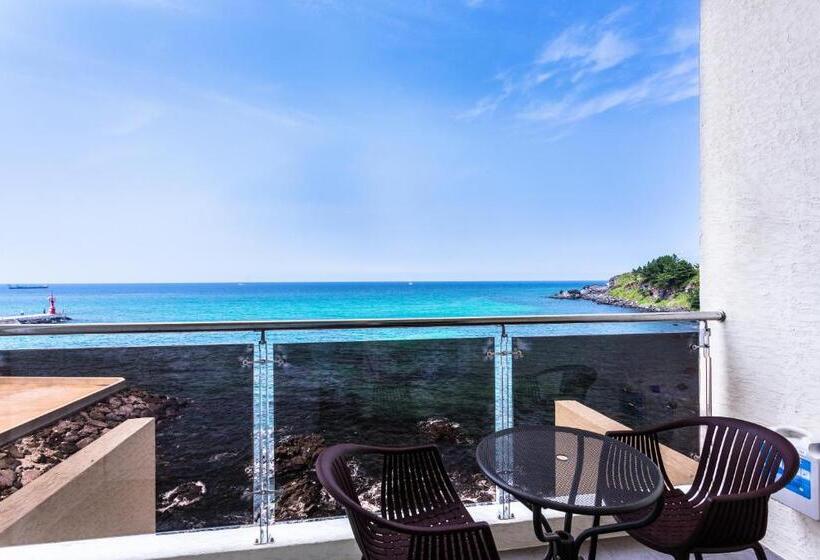 اتاق لوکس با چشم‌انداز دریا, Sea Stay