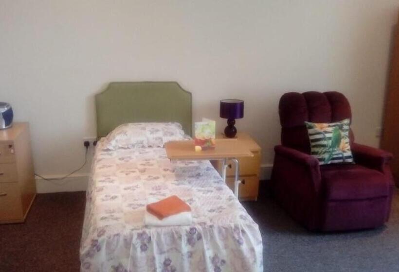 اتاق استاندارد یک نفره, Carer 4 You Residential Home