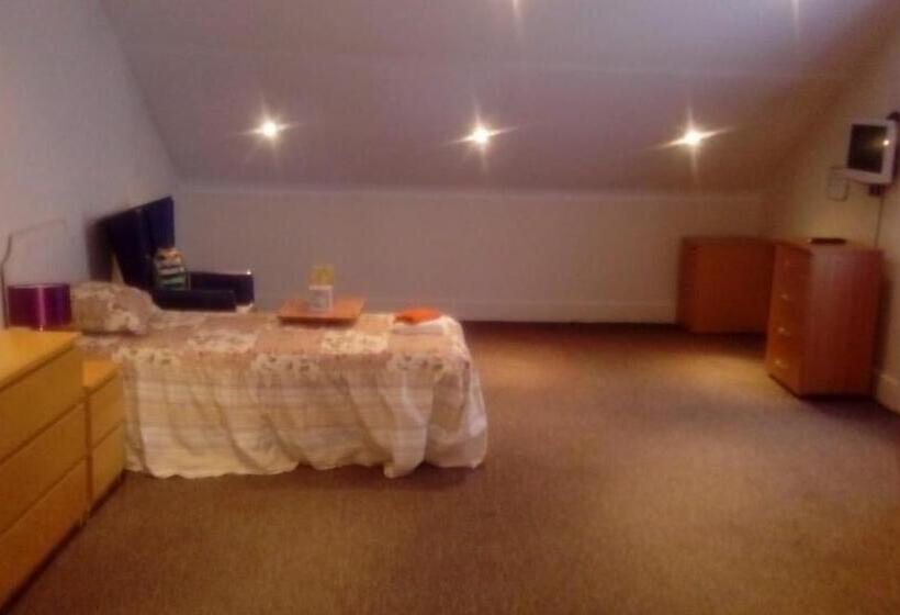 اتاق لوکس, Carer 4 You Residential Home