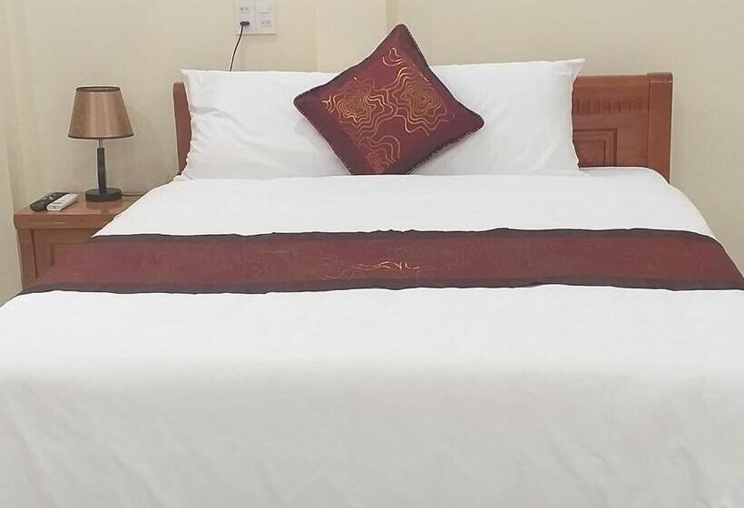 اتاق لوکس, Riverbank Motel