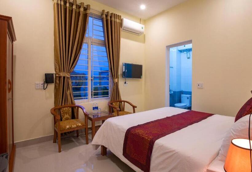 اتاق لوکس, Riverbank Motel