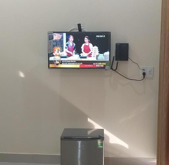 اتاق لوکس, Riverbank Motel