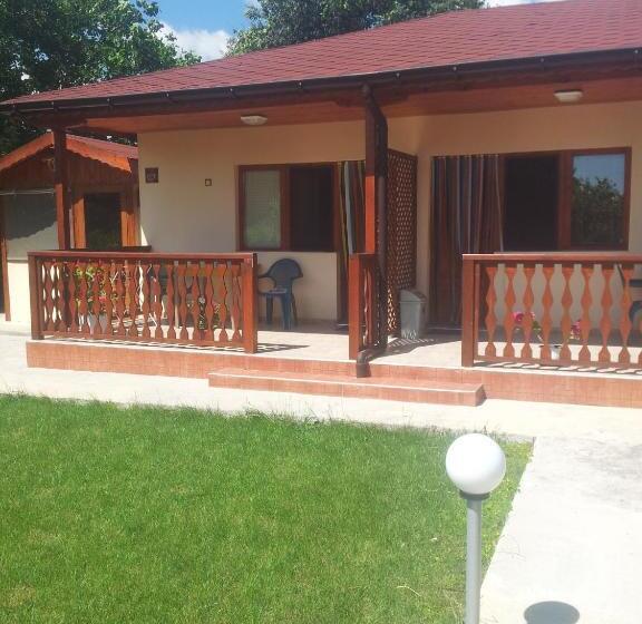 스탠다드 룸 가든 전망, Briz 2