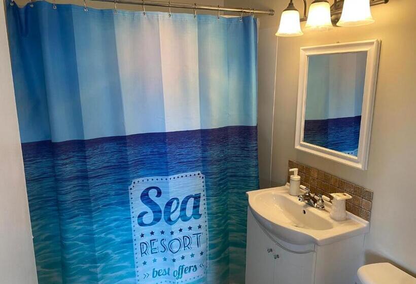 Шале 1 Спальня, The Waterfront Motel