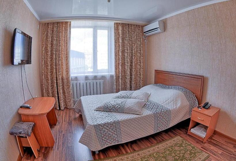 اتاق سوپریور یک تخته, Gostinitsa Tselinnaya