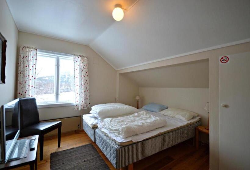 غرفة قياسية حمام مشترك, åndalsnes Hostel